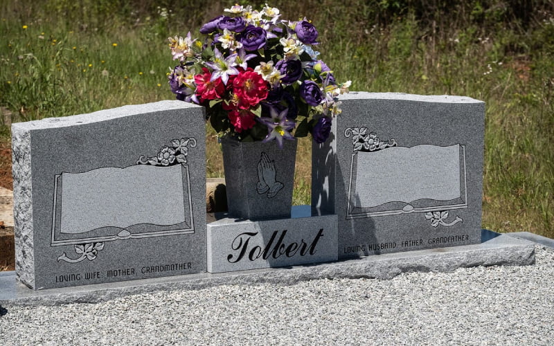 Husband and Wife Headstones: The Best Expert Guide